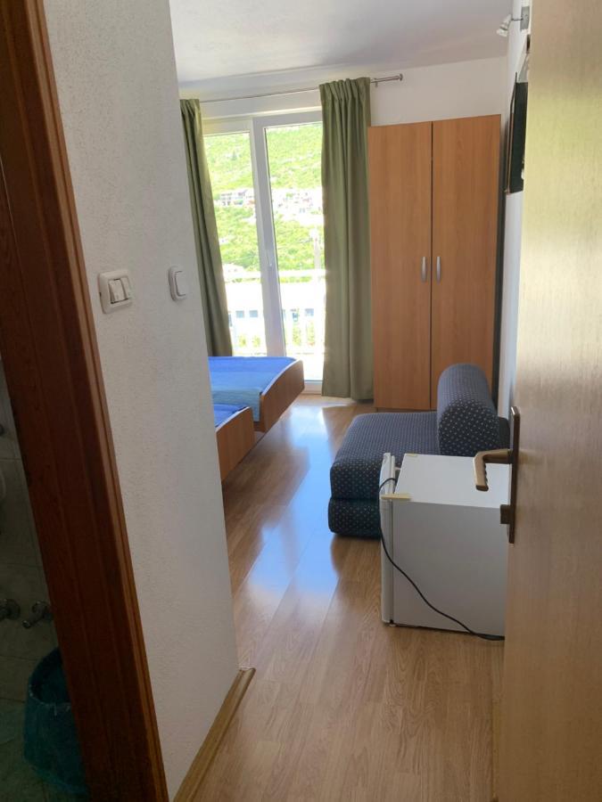Room Ivana نيوم المظهر الخارجي الصورة