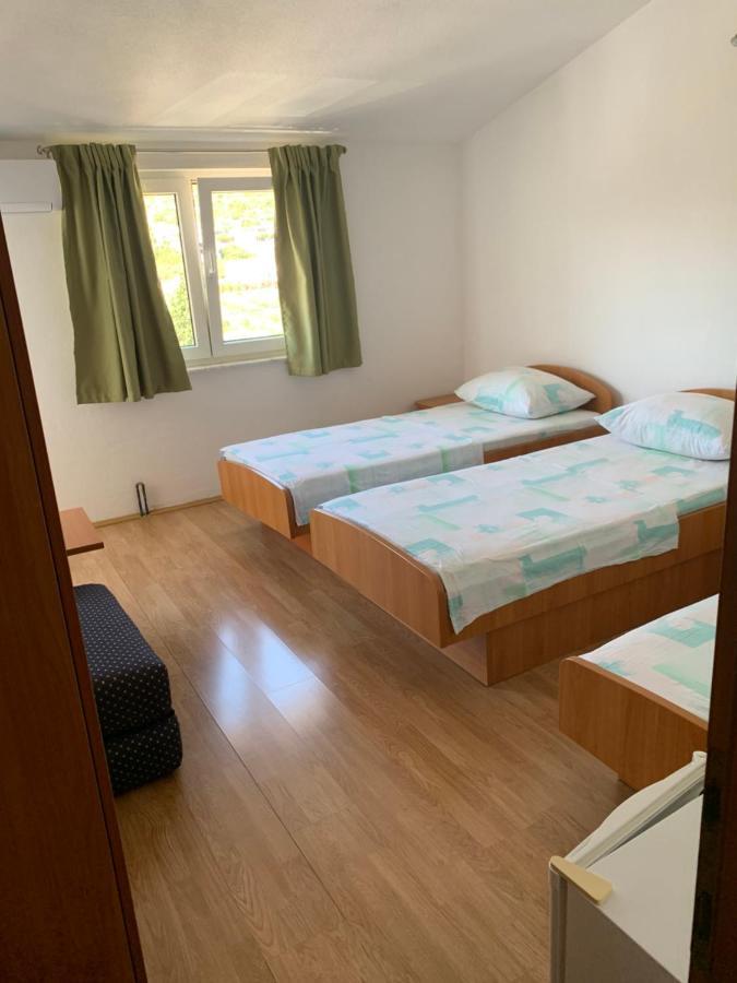 Room Ivana نيوم المظهر الخارجي الصورة