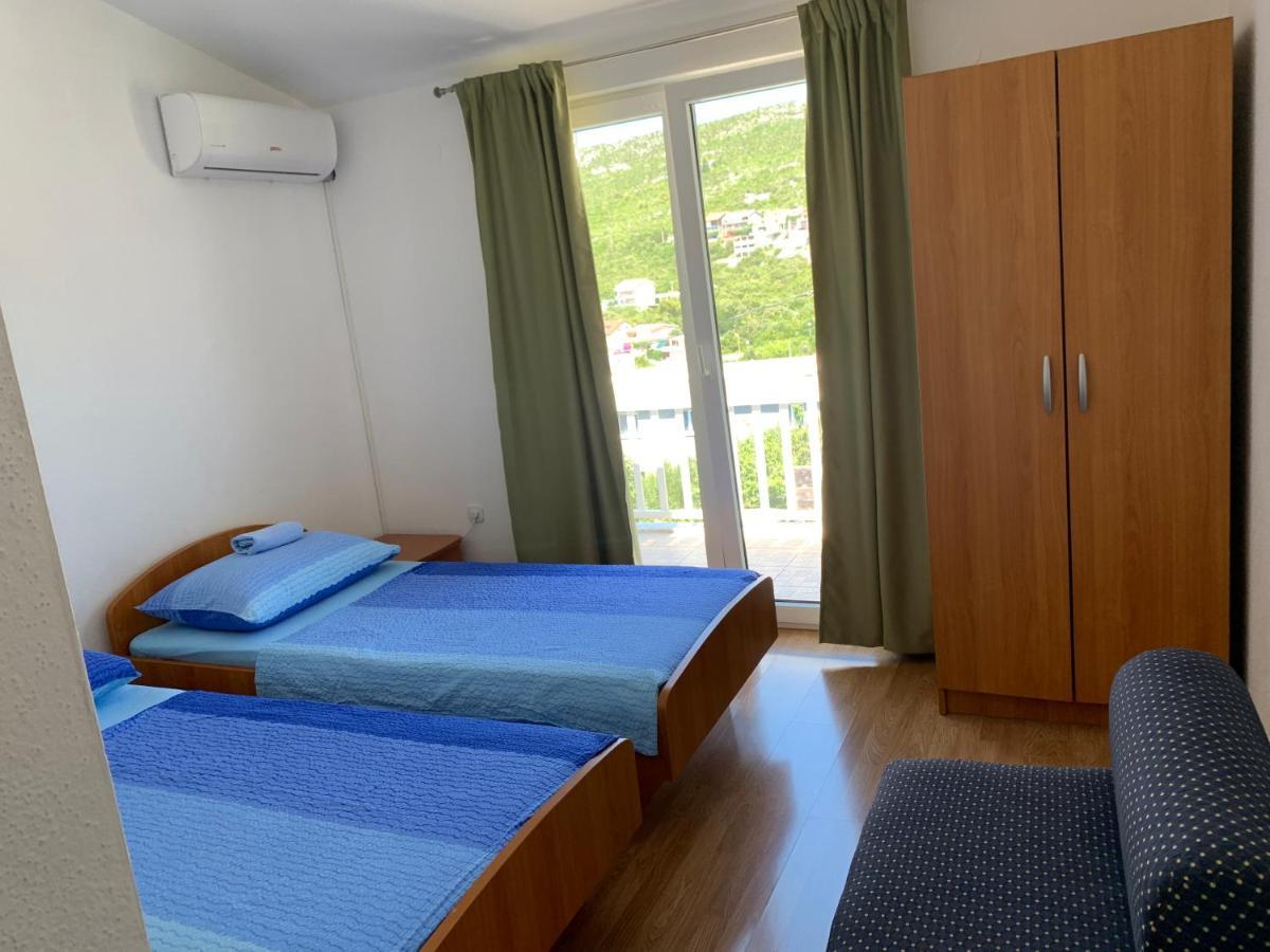 Room Ivana نيوم المظهر الخارجي الصورة