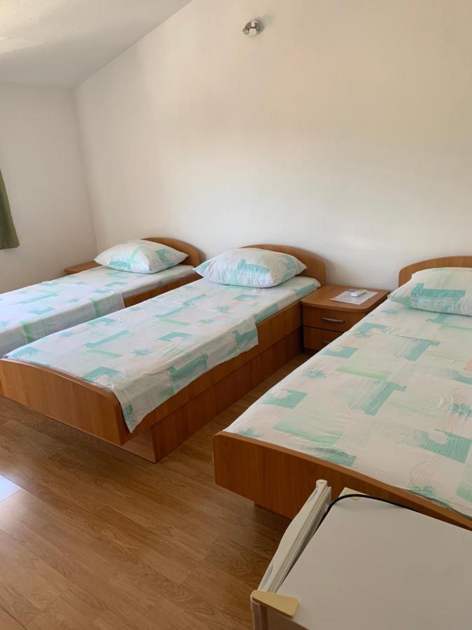 Room Ivana نيوم المظهر الخارجي الصورة