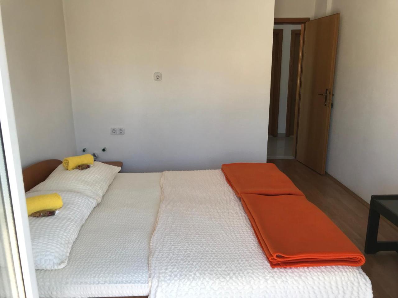 Room Ivana نيوم المظهر الخارجي الصورة