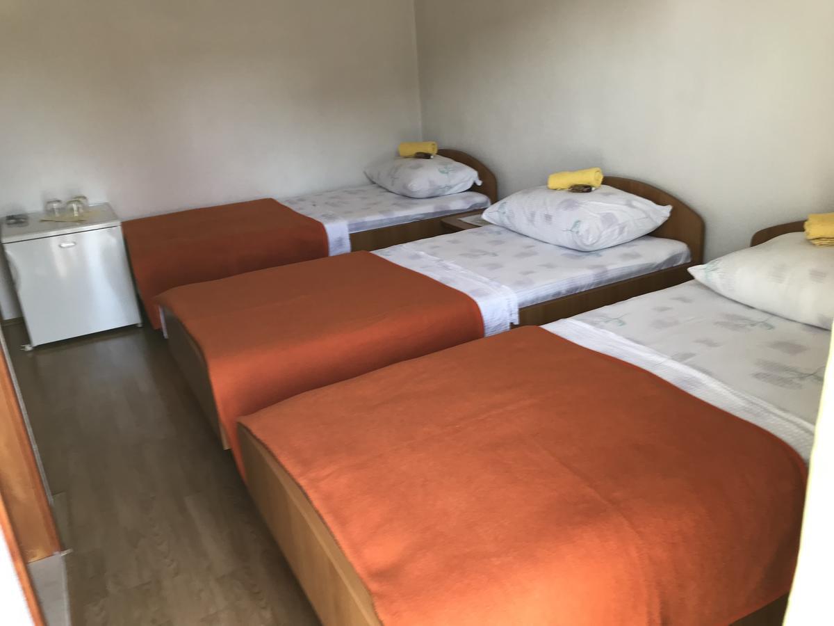 Room Ivana نيوم المظهر الخارجي الصورة